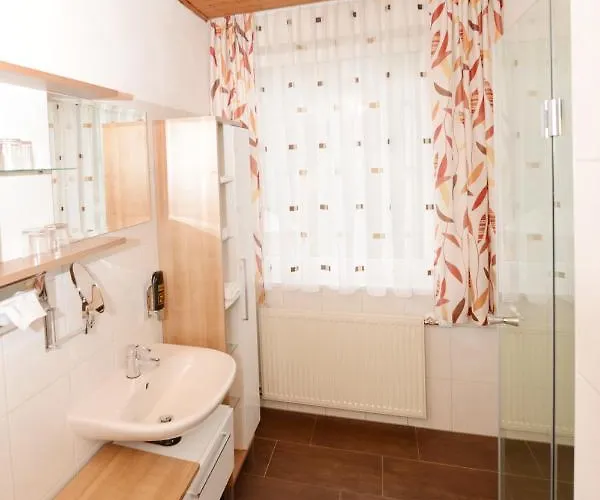 Hotel-restaurant Kirchenwirt Aigen آيغن إم إنشتال