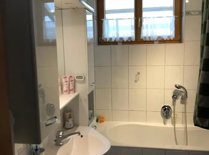 Hotel-restaurant Kirchenwirt Aigen فندق آيغن إم إنشتال