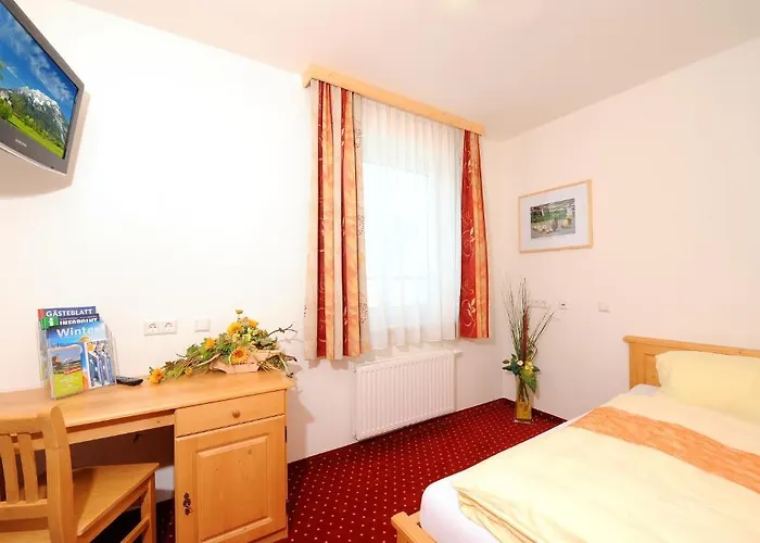 Hotel-restaurant Kirchenwirt Aigen فندق