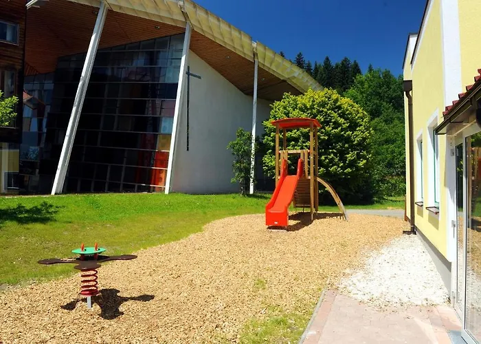 Hotel-restaurant Kirchenwirt Aigen 3*