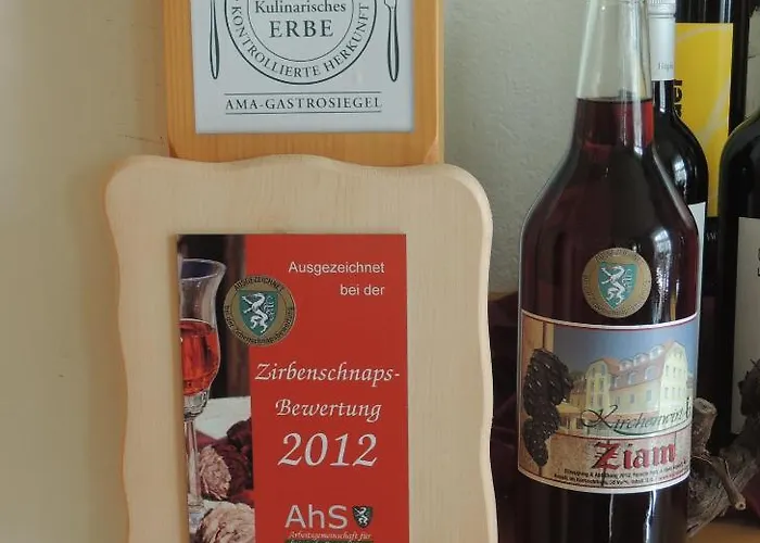 Hotel-restaurant Kirchenwirt Aigen آيغن إم إنشتال