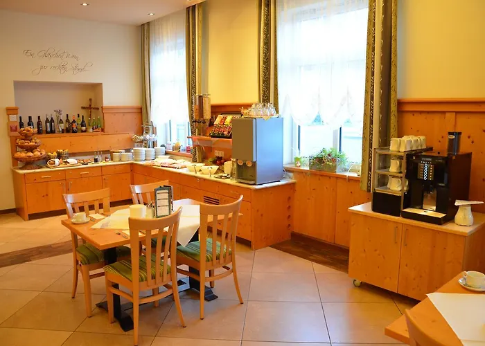 Hotel-restaurant Kirchenwirt Aigen 3*